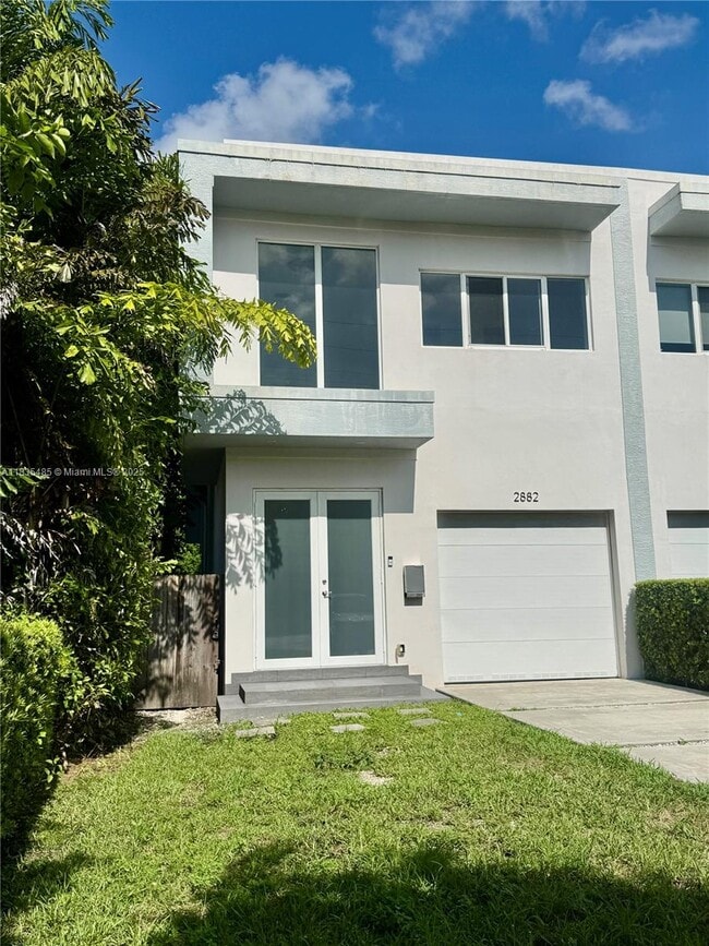 Building Photo - 2882 SW 37th Ct