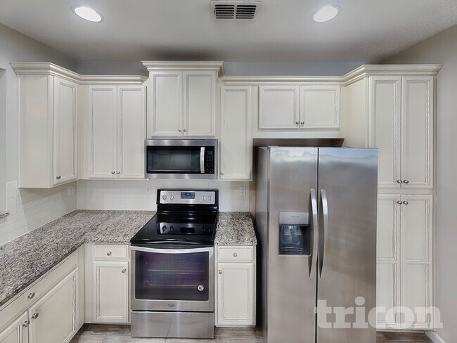 Building Photo - 12447 Trailhead Dr
