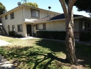 Building Photo - 2614 Yardarm Ave