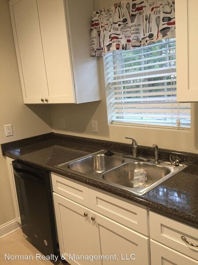 Building Photo - 3 br, 2 bath House - 607 Thornwood Way