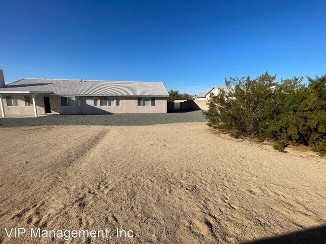 Building Photo - 3 br, 3 bath House - 17879 Mana Rd.