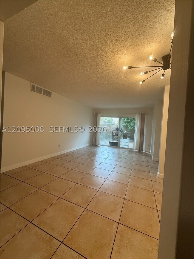 Building Photo - 4140 NW 79th Ave