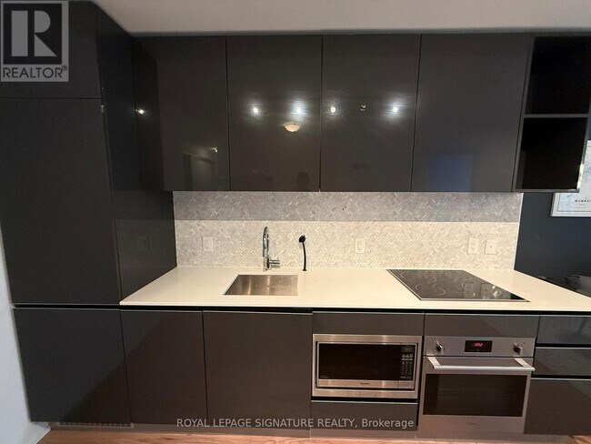 Photo du bâtiment - 377 Madison Ave