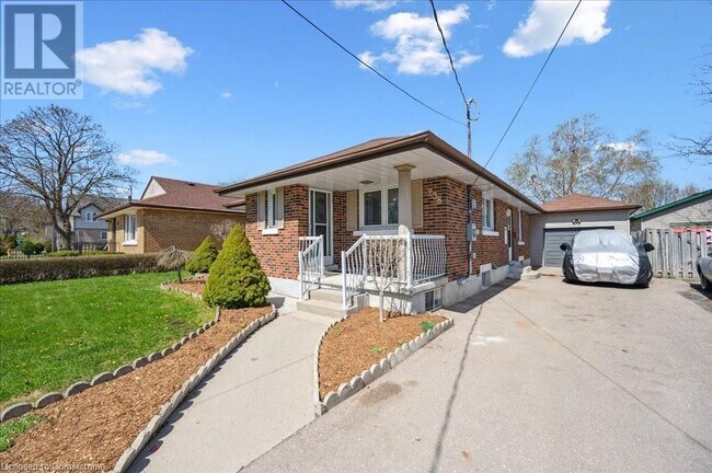 Photo du bâtiment - 238 Belmont Ave W