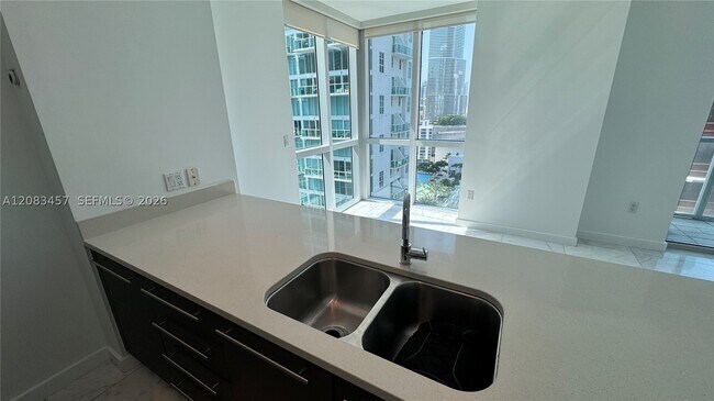 Foto del edificio - 55 SE 6th St