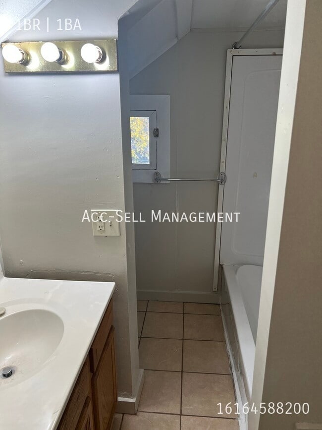 Foto del edificio - 32 Colfax St NE