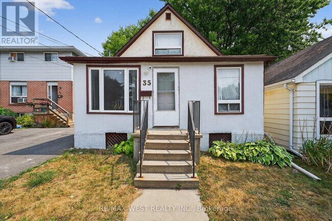 Building Photo - 35 Kingscourt Ave
