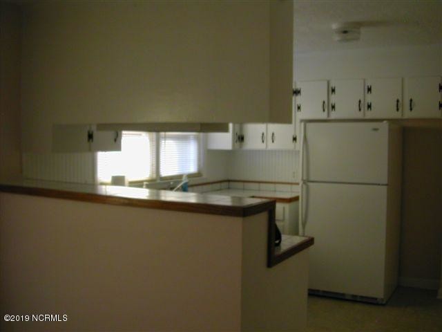 Building Photo - 372 NC-210