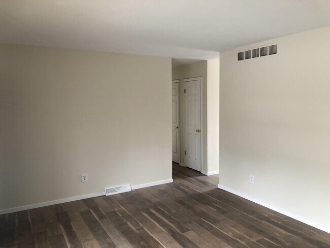 Foto del edificio - 16755 E Union Ave