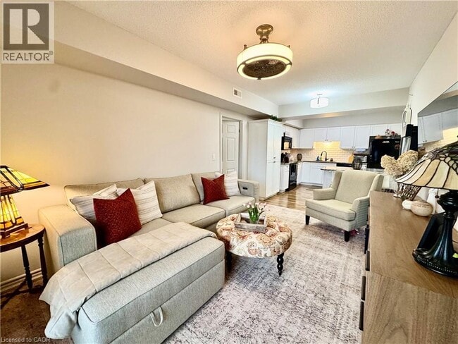 Photo du bâtiment - 155 Water St S