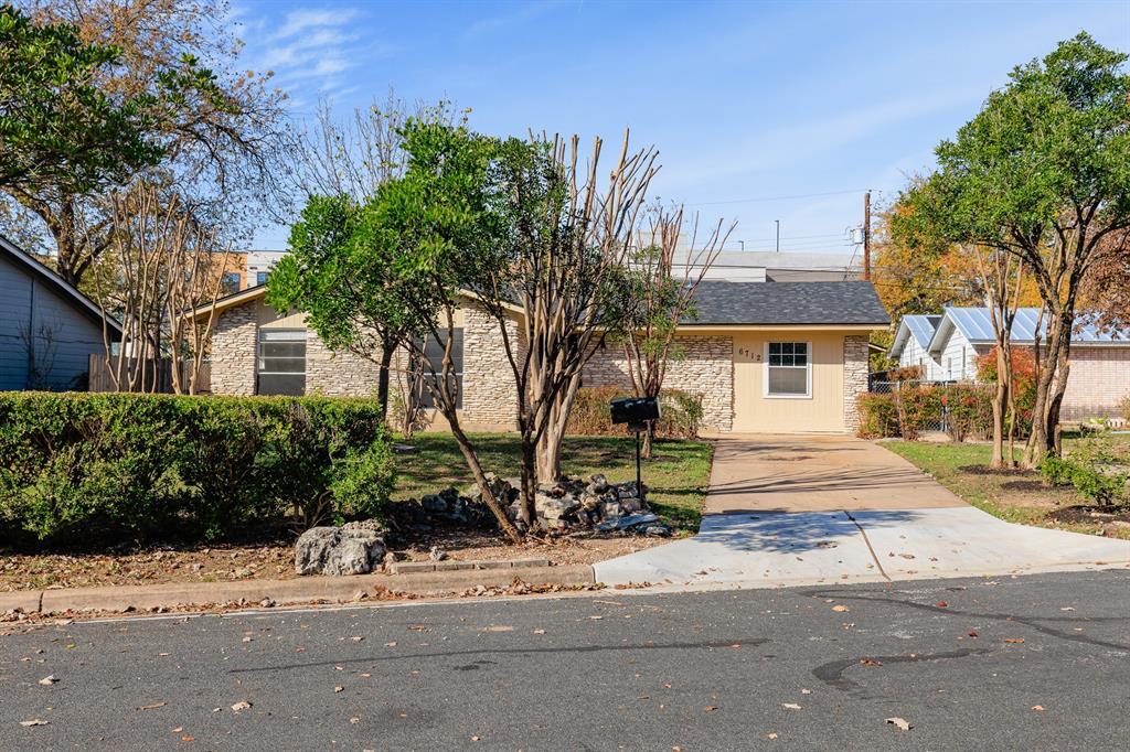 Foto principal - 6712 Modesto St