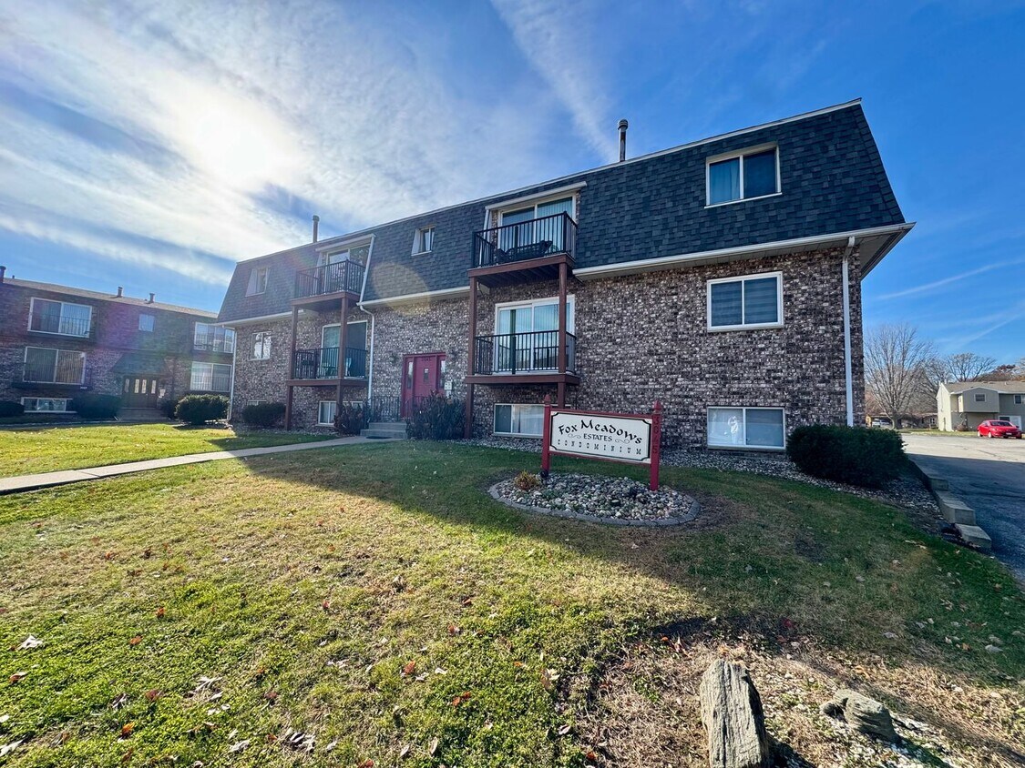 Primary Photo - Updated 2BR Condo in Fox Meadows – New Flooring + Appliances