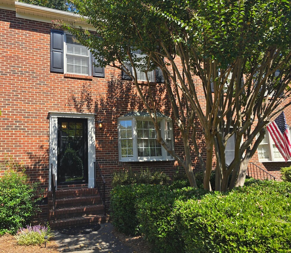 Primary Photo - 2583 Spring Garden Rd NW