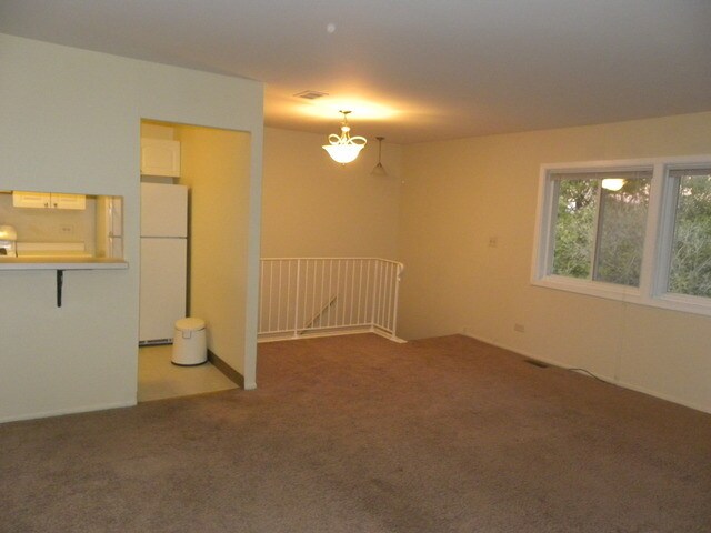 Building Photo - 6115 Kit Carson Dr