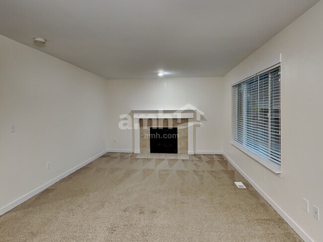Building Photo - 1336 181st St Ct E