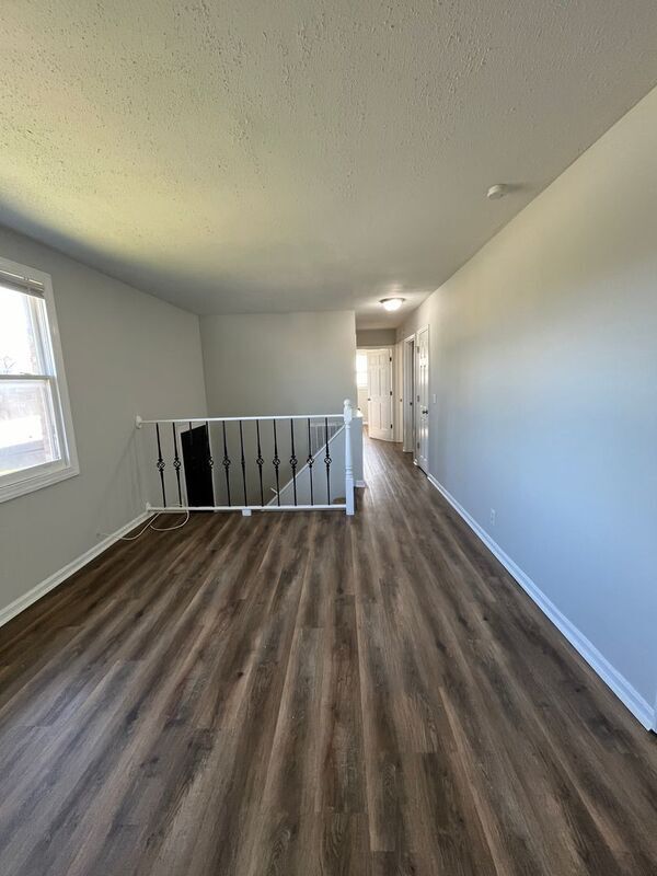 Building Photo - 513 Tuscarora Dr