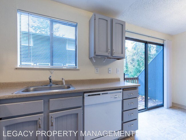 Foto del edificio - 4911 SW Beaverton Hillsdale Hwy