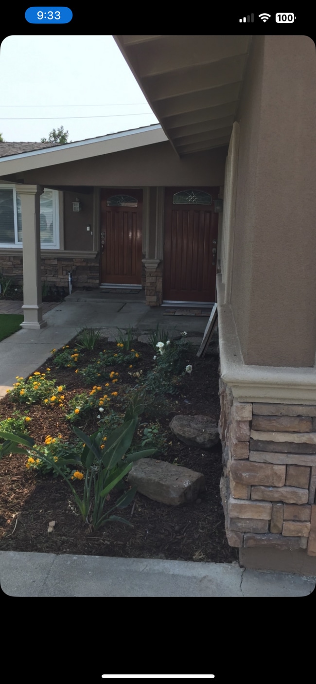 Entry - 2192 American Ave