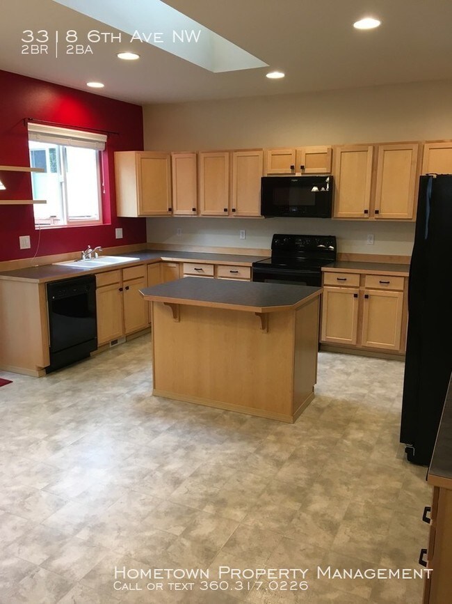 Foto del edificio - 3318 6th Ave NW