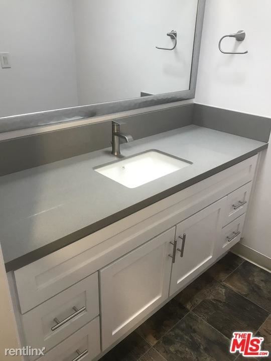 Building Photo - 2 br, 2 bath Condo - 816 S Bundy Dr Apt 3