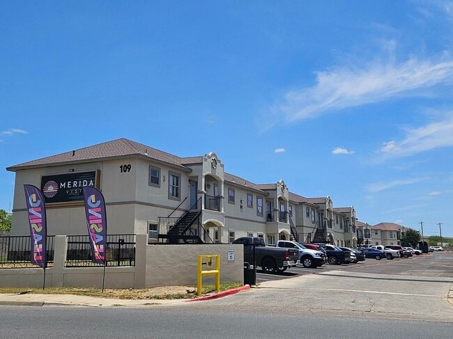 Building Photo - Merida Vista Apartments