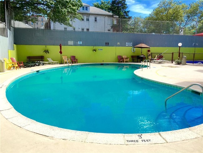 Foto del edificio - 3520 Leverich St