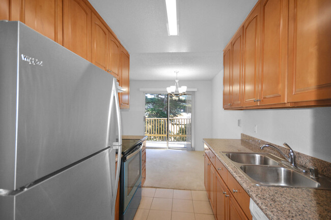 Building Photo - 397 Imperial Way