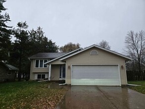 Building Photo - 2623 Edgewood Ln