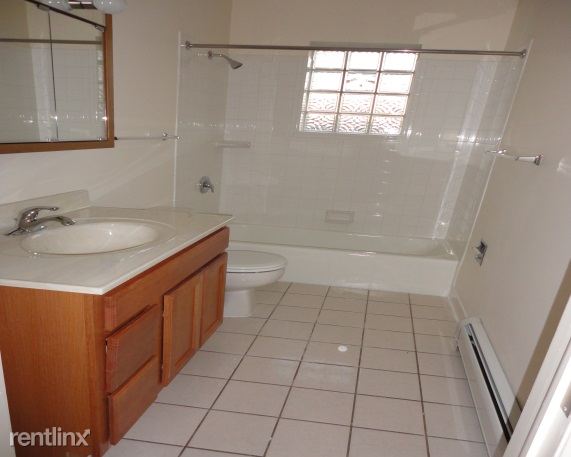 Building Photo - 1919 27th St