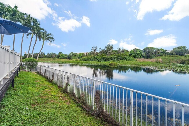 Foto del edificio - 15066 SW 22nd St