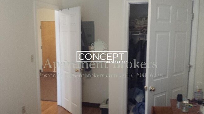 Building Photo - 81 Essex St