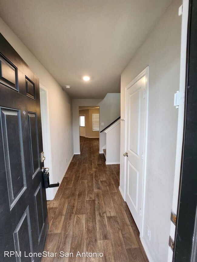 Building Photo - 3 br, 2.5 bath House - 5507 Rosillo Bluff