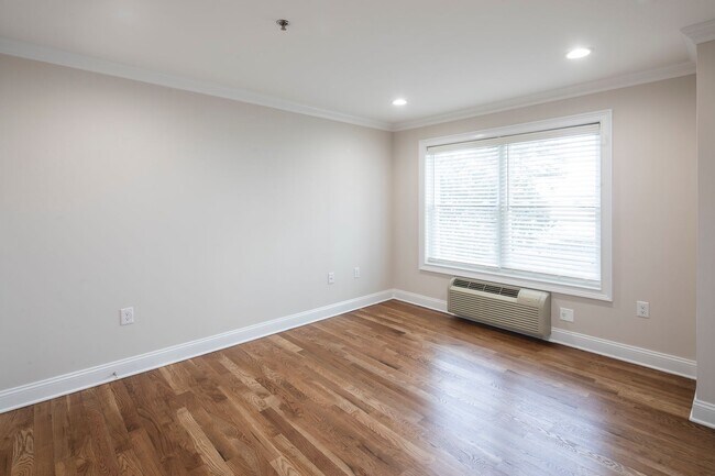 Interior Photo - Legion Manor: In-Unit Washer & Dryer, Cold Water Included, Elevator, Fitness Center, and Cat & Do...