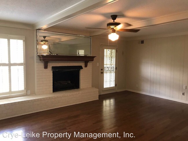 Building Photo - 5 br, 3 bath House - 400 Houston Hill
