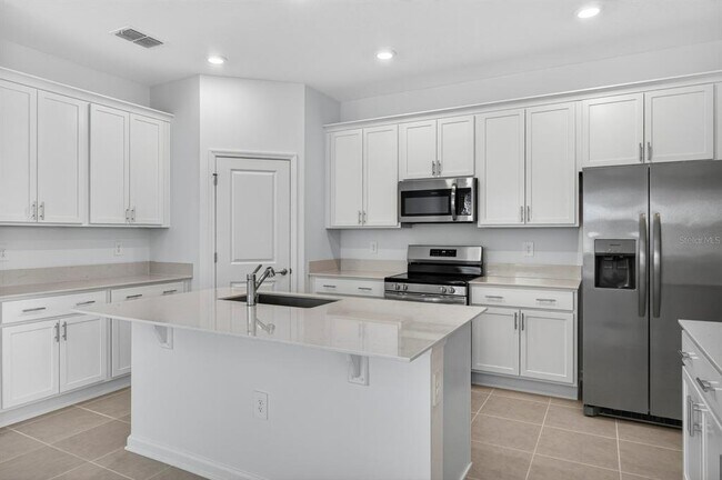 Foto del edificio - 3078 Armstrong Ave