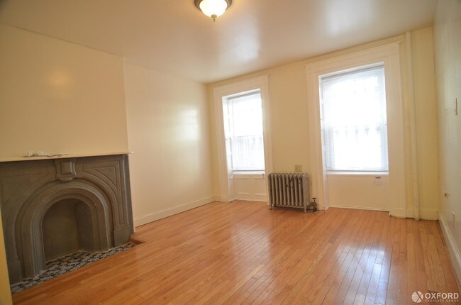 Foto del edificio - 2 bedroom in Brooklyn NY 11221