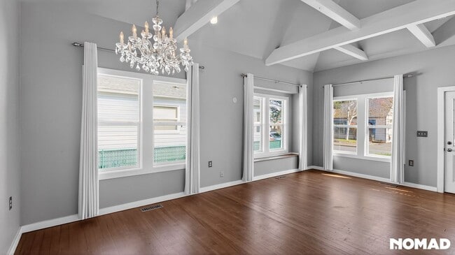 Building Photo - Charming 2BR House in Engelwood