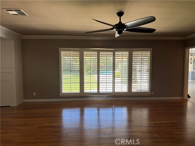 Foto del edificio - 2719 Mayflower Ave