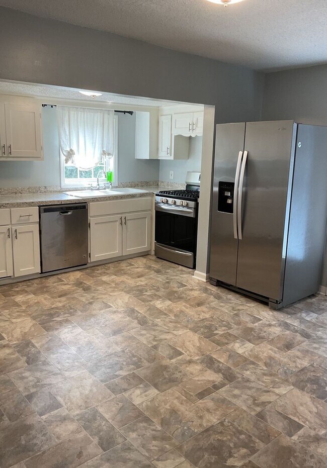 Foto del edificio - Beautiful 2 Bedroom  in Cramerton!