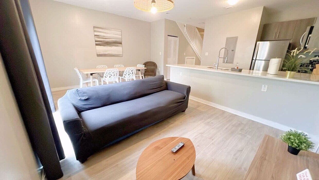 Foto principal - 171 NW 158th St