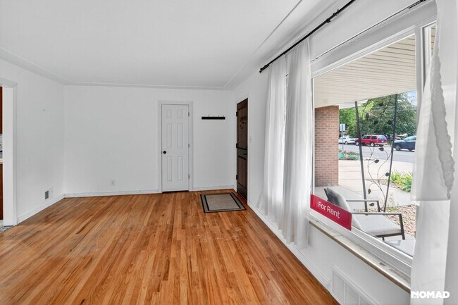 Foto del edificio - 340 N Harlan St