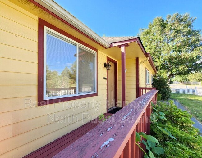 Foto del edificio - 10914 Willow Rd