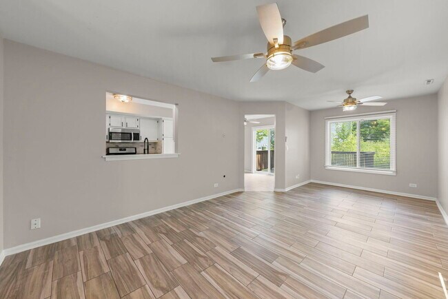Foto del edificio - 2661 Prairieview Ln S