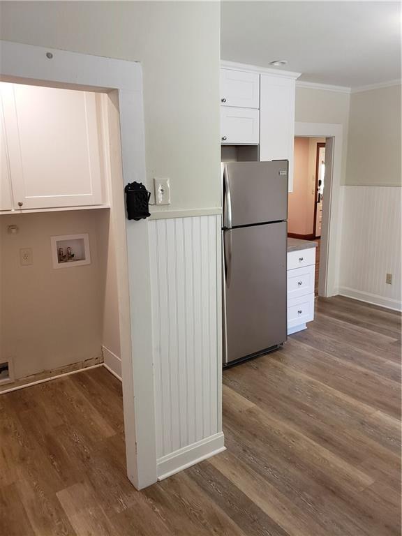 Building Photo - 5115 Woodview Ave