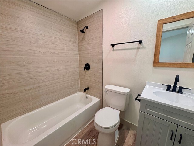 Foto del edificio - 4585 Hawthorne St