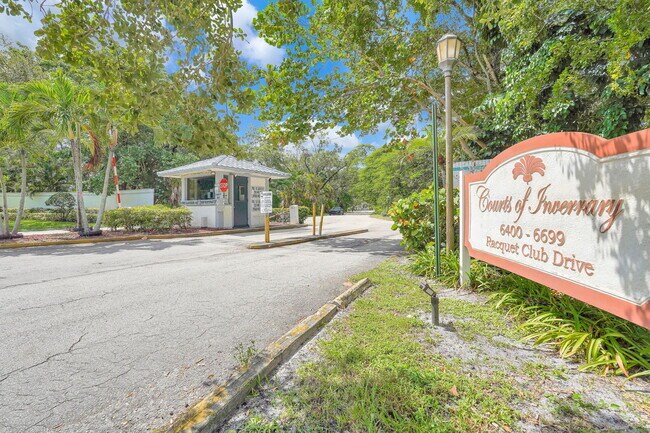 Building Photo - 3360 Spanish Moss Terrace