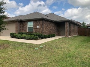 Building Photo - 471 Harding Ln