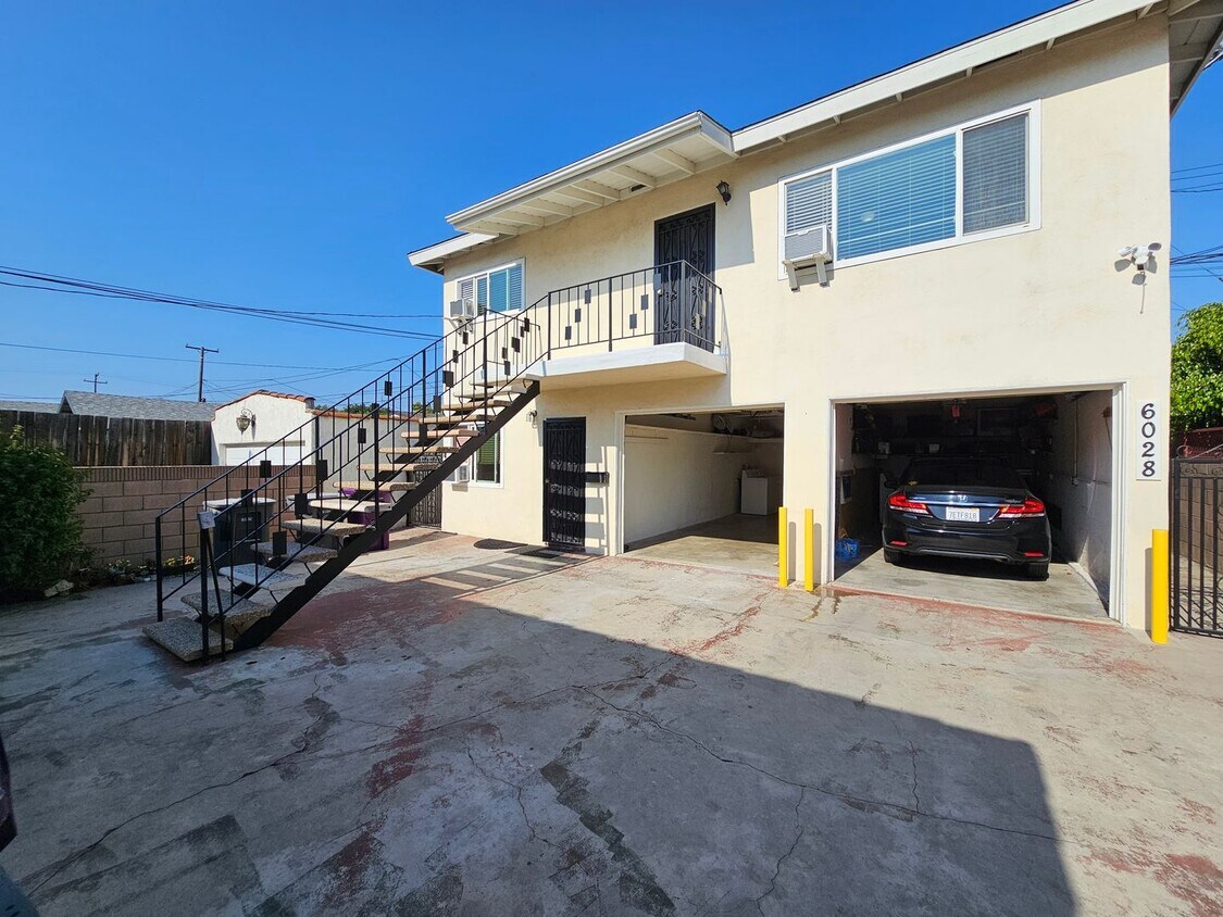 6028 Falcon Ave Unit 6028, Long Beach, CA 90805 Room for Rent in Long