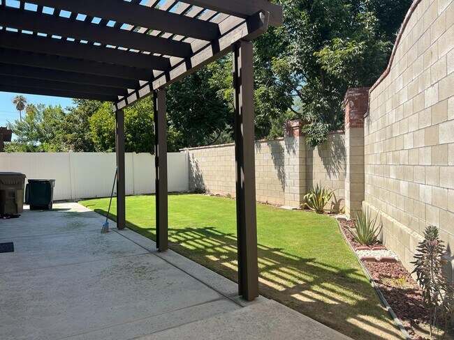Building Photo - 8300 Prentice Hall Dr