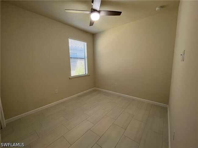 Foto del edificio - 2122 Yellowfin Cir